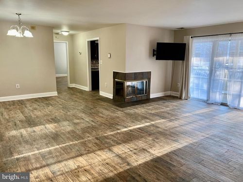 apt-4-116 Rainier Ct, Princeton, NJ, 08540-7095 | Card Image