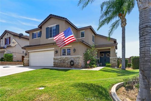 8467 Farmhouse Ln, Riverside, CA, 92508-7120 | Card Image