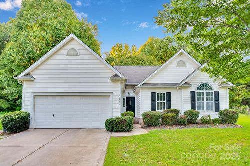 12401 Cumberland Crest Dr, Huntersville, NC, 28078-3846 | Card Image