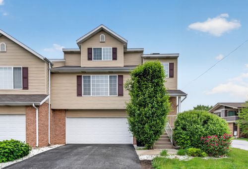 2520 Cedar Glen Dr N, Lynwood, IL, 60411-1546 | Card Image