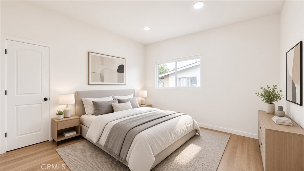 Residential Lease in Costa Mesa 4