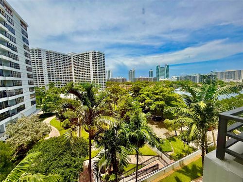 421-500 Three Islands Blvd, Hallandale Beach, FL, 33009-2887 | Card Image