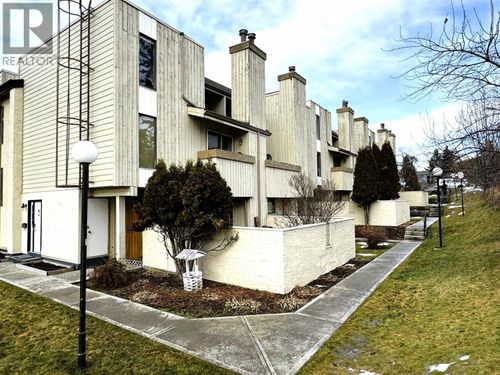 44-800 2nd Avenue, Williams Lake, BC, V2G4C4 | Card Image