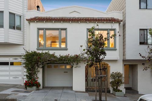 621 25th Ave, San Francisco, CA, 94121-2918 | Card Image