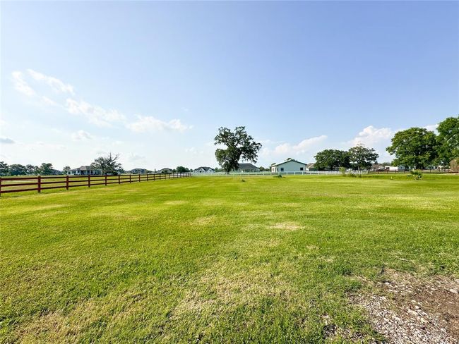 2818 Rustic Wood Ln, House other with 3 bedrooms, 2 bathrooms and 2 parking in Rosharon TX | Image 38