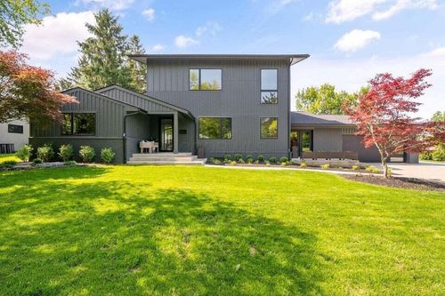2777 Donna Dr, Upper Arlington, OH, 43220-4506 | Card Image