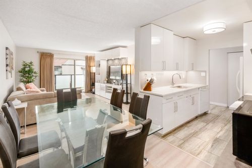 324-4373 Halifax St, Burnaby, BC, V5C5Z2 | Card Image