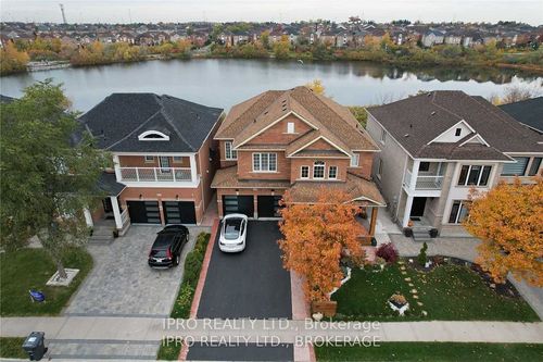 55 Stoneylake Ave, Brampton, ON, L6V4R2 | Card Image