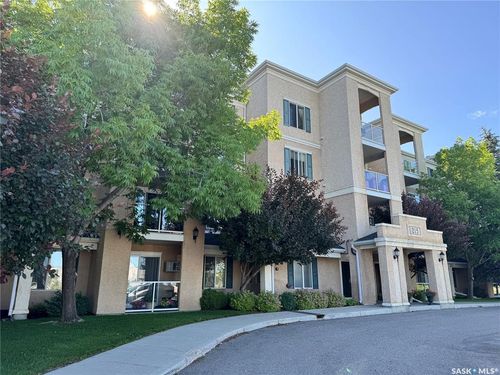 100-215 Lowe Rd, Saskatoon, SK, S7S1N1 | Card Image