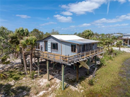 293 8th Ave E, Horseshoe Beach, FL, 32648 | Card Image