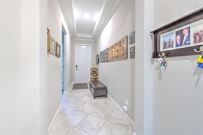 25200 Lambrusco Loop, House other with 4 bedrooms, 3 bathrooms and null parking in LUTZ FL | Image 10