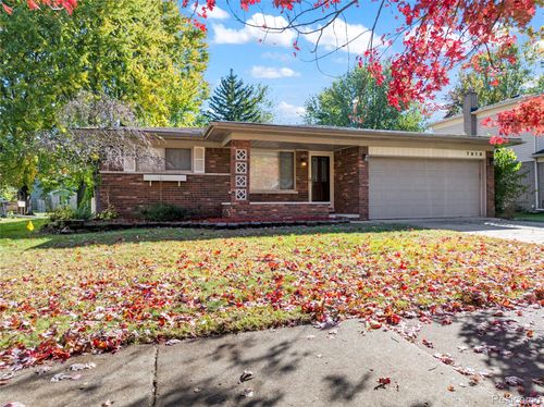 7918 Fleet St, Canton, MI, 48187-2315 | Card Image