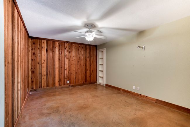 Downstairs bedroom with built-in. | Image 29