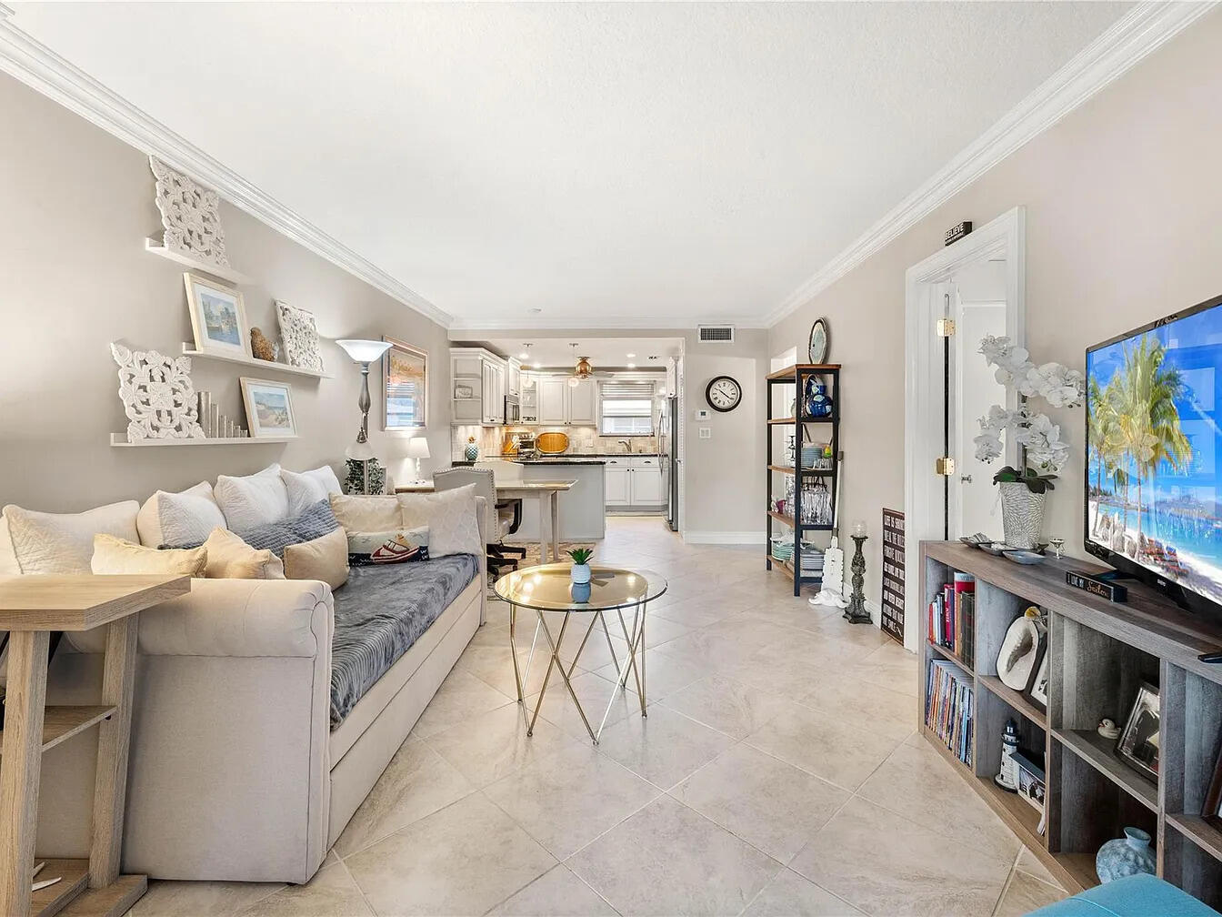 Residential Lease in Lighthouse Point 5
