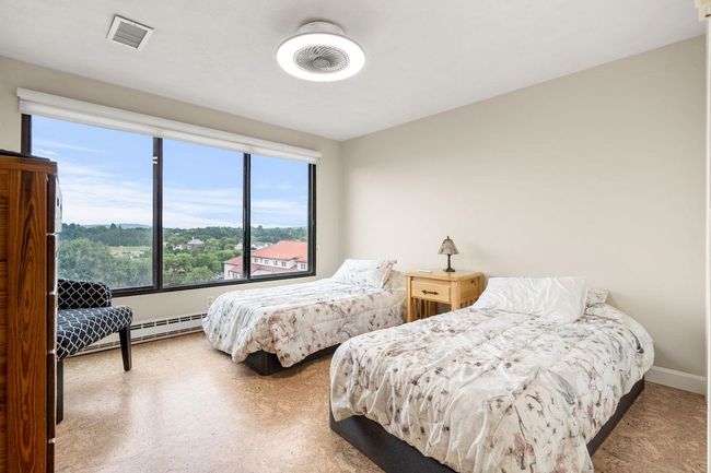 APT-8C - 55 River Rd, Condo with 2 bedrooms, 2 bathrooms and null parking in Manchester NH | Image 17