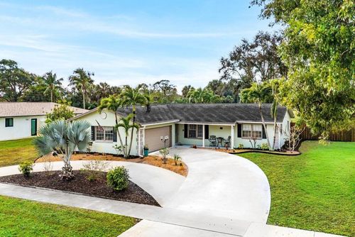 7332 Oakmont Dr, Lake Worth, FL, 33467-1337 | Card Image