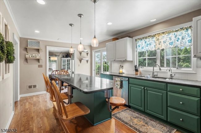 31 Somerville Rd, House other with 5 bedrooms, 3 bathrooms and null parking in Hewitt NJ | Image 11