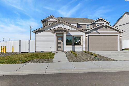 302 Kraus Ct, West Richland, WA, 99353-5584 | Card Image