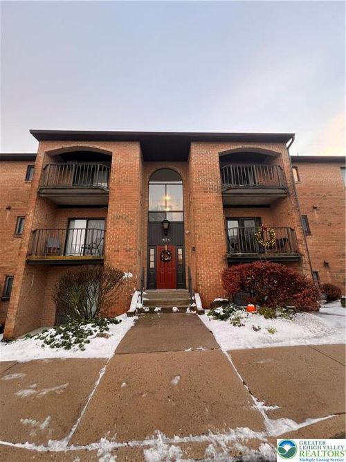 apt-4-978 Cold Spring Rd, ALLENTOWN, PA, 18103-6190 | Card Image