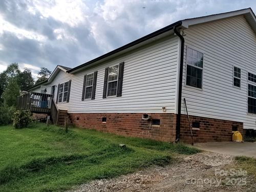 5868 Fairchild Pl, Granite Falls, NC, 28630-9360 | Card Image