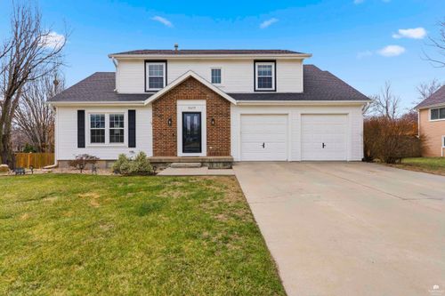 3417 Lombard Dr, Manhattan, KS, 66503-0330 | Card Image