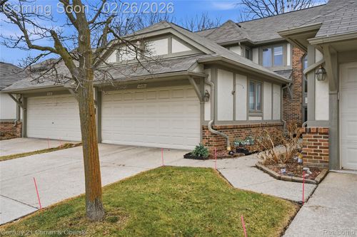 53-42090 Saratoga Cir, Canton, MI, 48187-3575 | Card Image