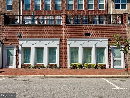 555-555 Harbor Side St, Woodbridge, VA, 22191-5475 | Card Image