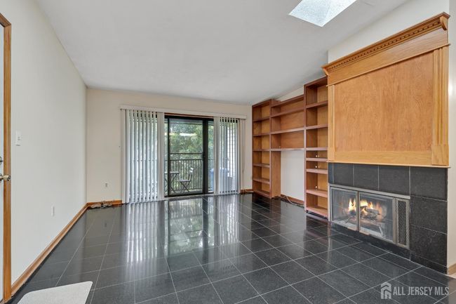 352 Lancaster Ct, Townhouse with 2 bedrooms, 2 bathrooms and null parking in Piscataway NJ | Image 5