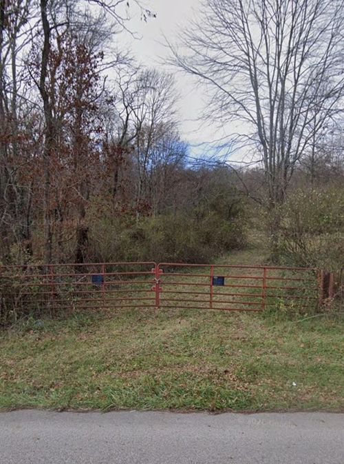 6117 Franklin Valley Rd, Jackson, OH, 45640-9725 | Card Image
