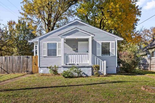 1011 Philadelphia St, Memphis, TN, 38104-5825 | Card Image