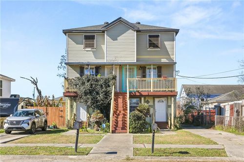 6124 26 Baccich Street, New Orleans, LA, 70122 | Card Image