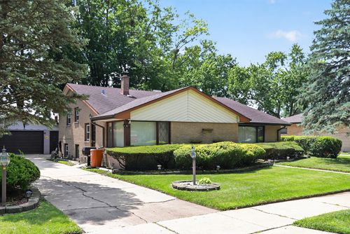 2345 184th St, Lansing, IL, 60438-2611 | Card Image