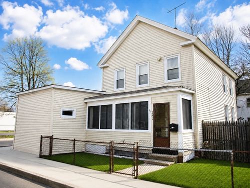 147-145-147 Hancock St, Springfield, MA, 01109-4309 | Card Image