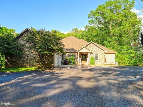 520 Oak Grove Dr, MINERAL, VA, 23117-4975 | Card Image