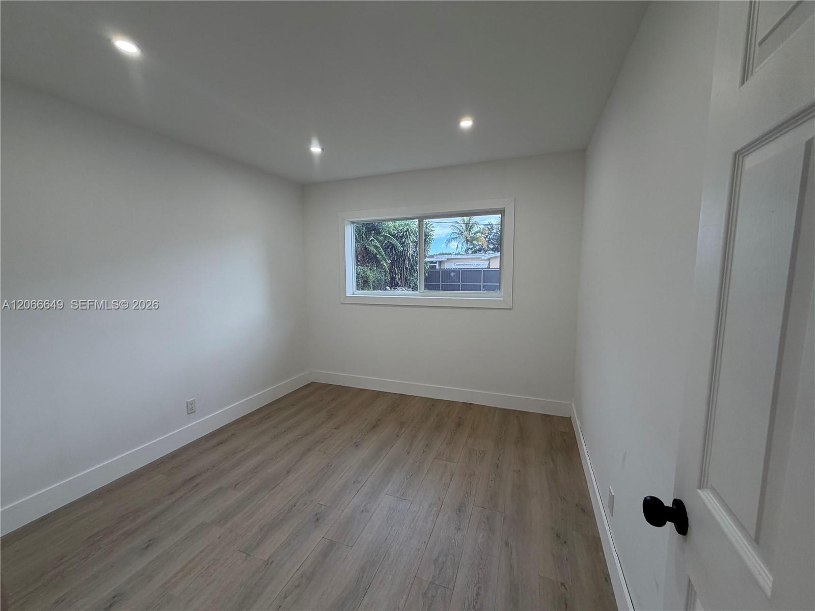 Residential Lease in Plantation 4