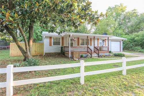 305 Hawkins Ave, Huntsville, AR, 72740-9120 | Card Image