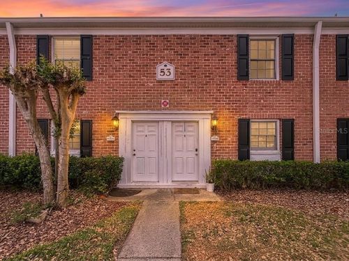 53g-13706 Orange Sunset Drive, TAMPA, FL, 33618 | Card Image