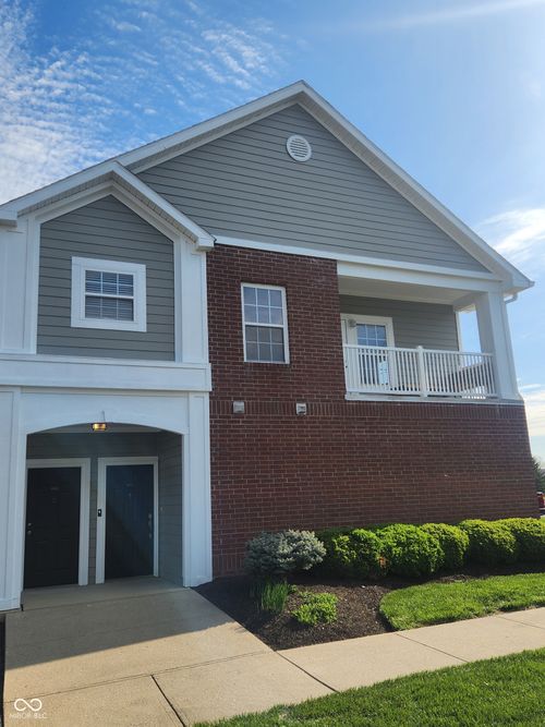 9657 Rialto Trl, Carmel, IN, 46280-2736 | Card Image