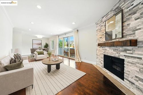 apt-101-567 Oakland Ave, Oakland, CA, 94611-5042 | Card Image