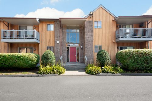 12-12 Riverview Dr, Bridgeport, CT, 06606-5925 | Card Image