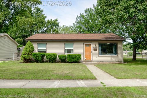 15538 Woodmont St, Romulus, MI, 48174-2992 | Card Image