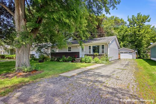 4800 Willow Ln, McHenry, IL, 60050-3644 | Card Image