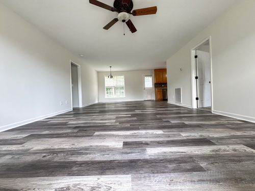 15 Emma May Dr, Fayetteville, TN, 37334-4865 | Card Image