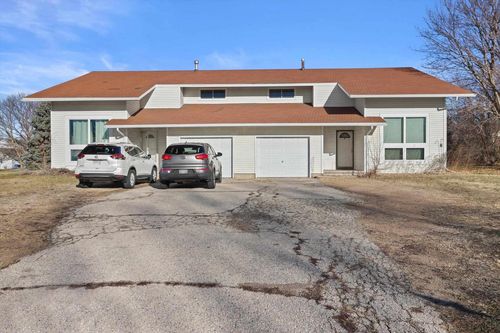 2700 Bailey Road, Sun Prairie, WI, 53590 | Card Image