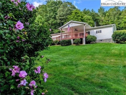3160 Roundabout Rd, Creston, NC, 28615-9578 | Card Image