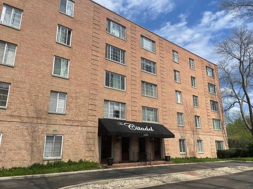 206c-1455 Shermer Rd, Northbrook, IL, 60062-5339 | Card Image