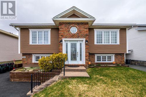 285 Frecker Drive, St. John's, NL, A1E5T7 | Card Image