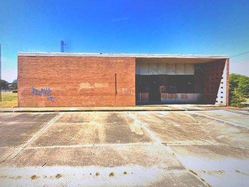 3737 13th. St., Port Arthur, TX, 77642 | Card Image