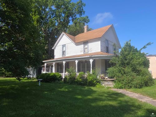 1012 18th St, Belleville, KS, 66935-2702 | Card Image