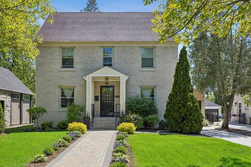 223 Southcote Rd, Riverside, IL, 60546-1601 | Card Image